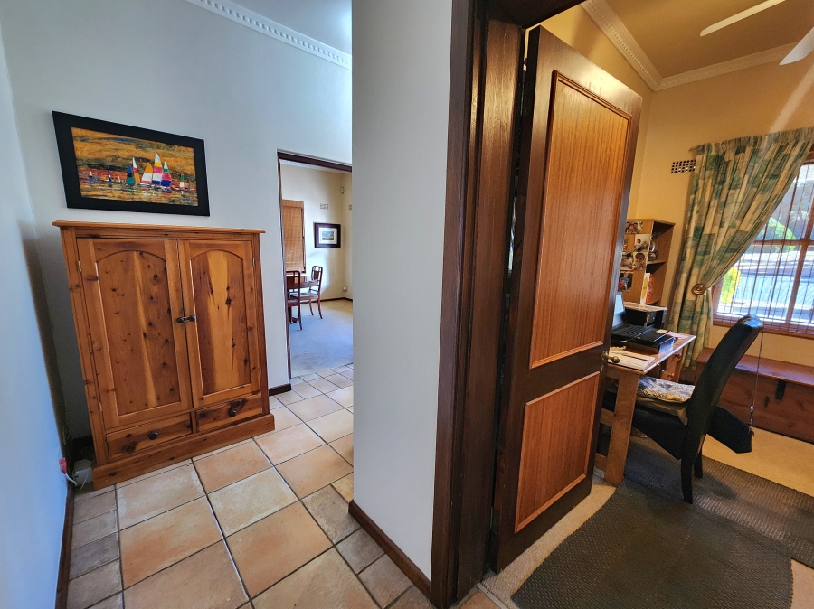 4 Bedroom Property for Sale in Panorama Western Cape